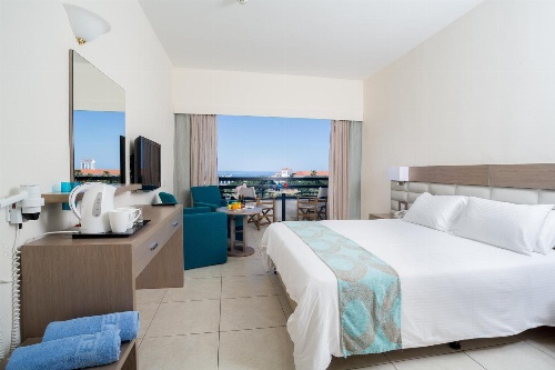 Avanti Hotel image 2